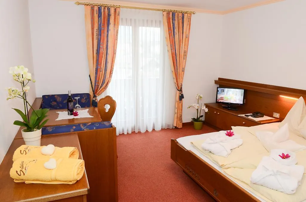 Hotel Felseneck-1